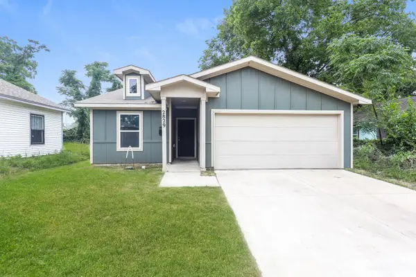 2829 Oakdale Street, Dallas, TX 75215