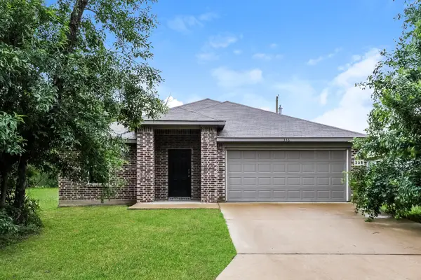 336 Bounding Main Street, Gun Barrel City, TX 75156