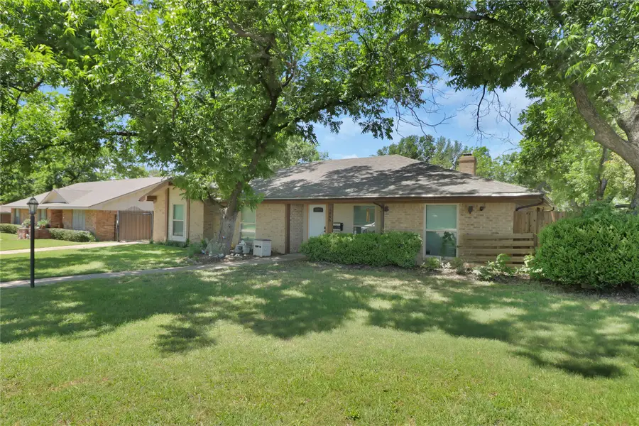 3800 Delmas Drive, Benbrook, TX 76116 - Image #2