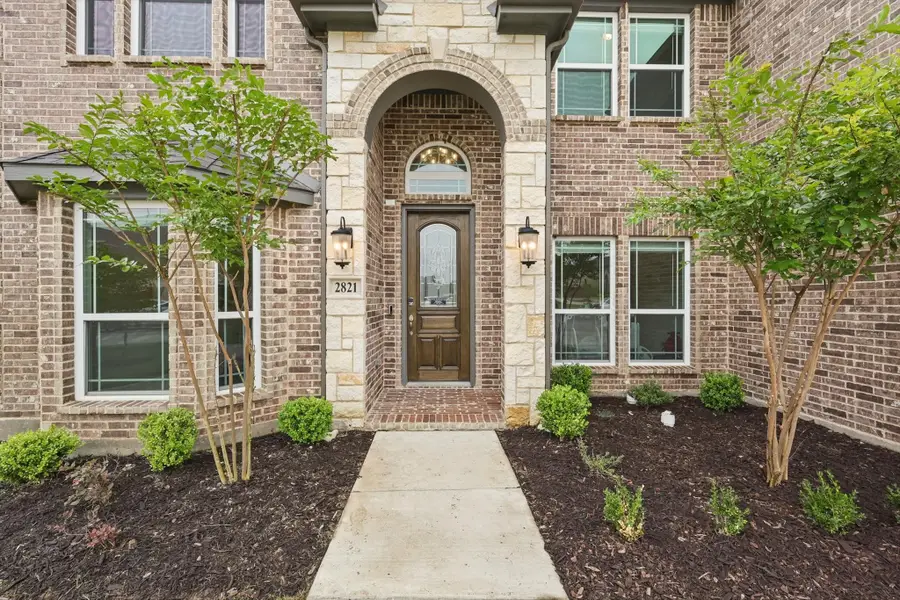 2821 White Plains Drive, Midlothian, TX 76065 - Image #3