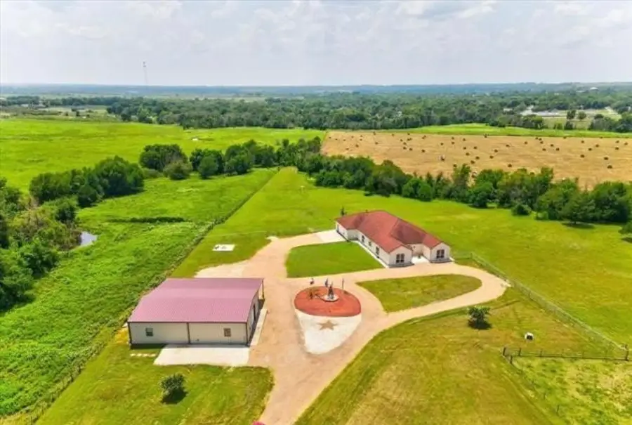 1220 Hinchliffe Road, Mexia, TX 76667 - Image #2
