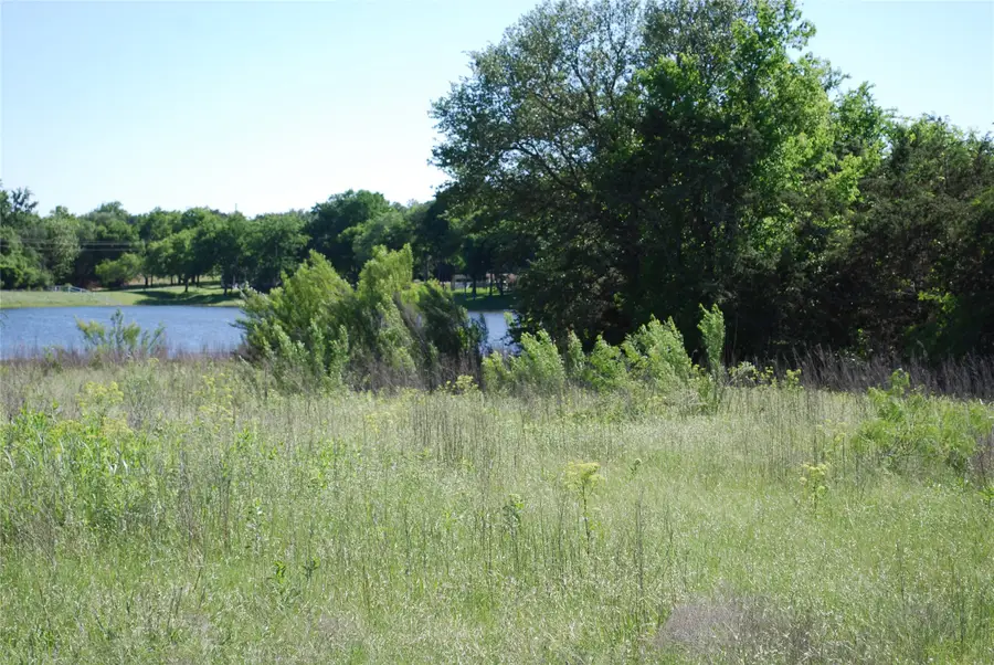 4006 Whitecrest Drive, Whitney, TX 76692 - Image #2