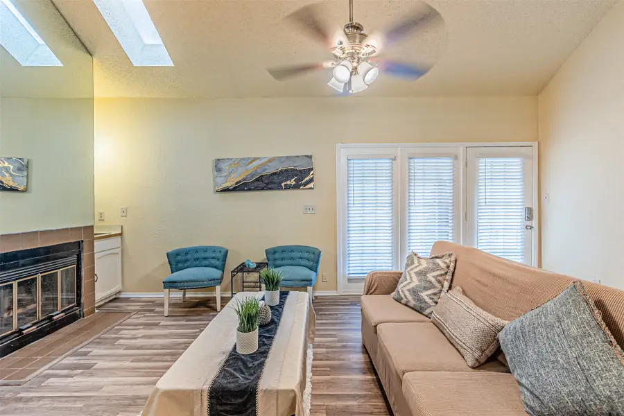 5590 Spring Valley Road #C205, Dallas, TX 75254 - Image #3