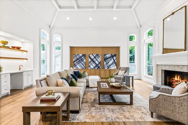 7 Royal Terrace Court, Dallas, TX 75225