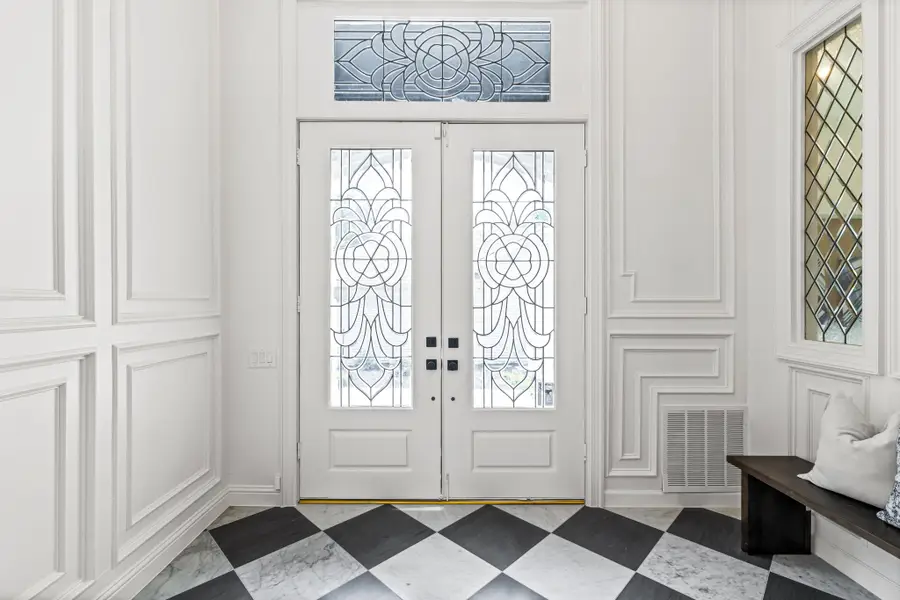 7 Royal Terrace Court, Dallas, TX 75225 - Image #3