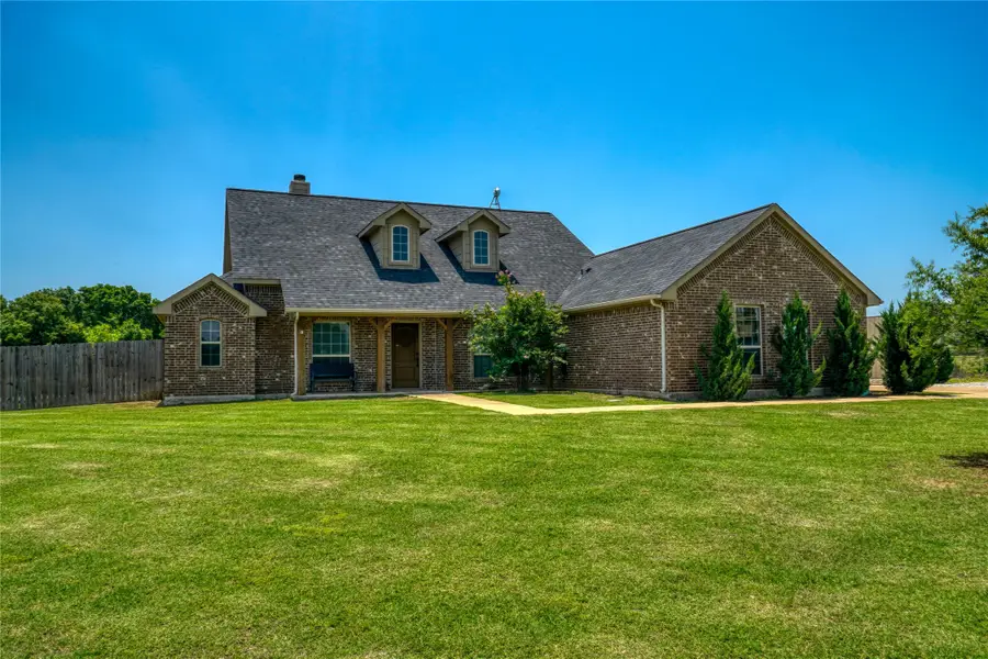 144 Brady Coleman Lane, Springtown, TX 76082 - Image #2