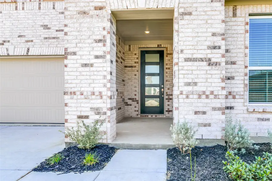 119 Rockwood Drive, Justin, TX 76247 - Image #2