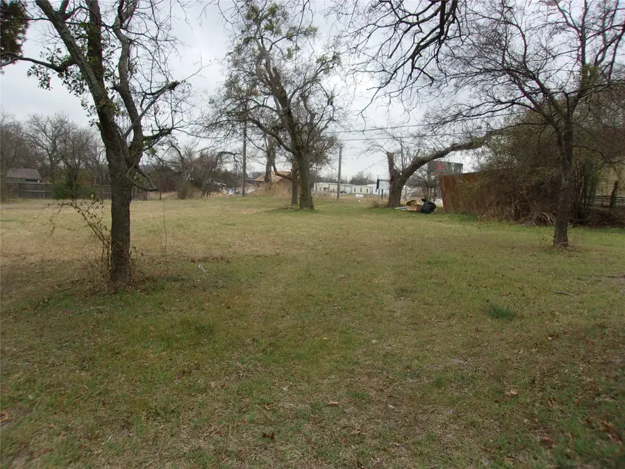 5842 Jacksboro Highway, Sansom Park, TX 76114 - Image #2