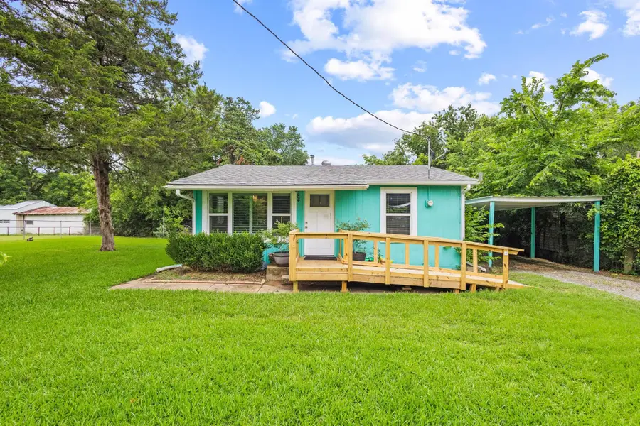 84 Kristin Drive, Pottsboro, TX 75076 - Image #2