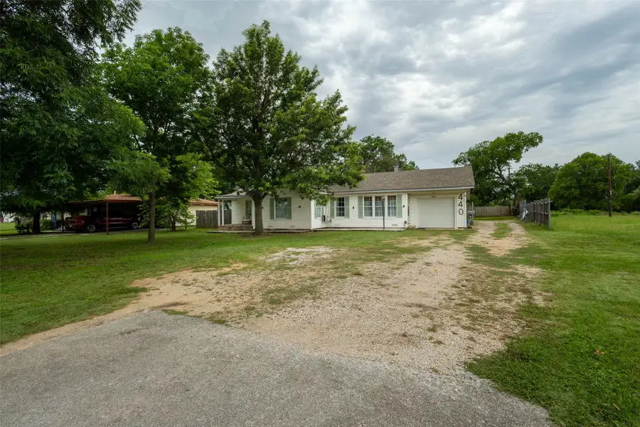 440 S Main Street, Springtown, TX 76082 - Image #2