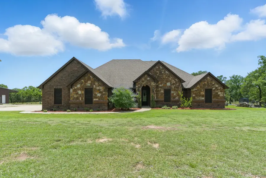 235 Rock Springs Road, Weatherford, TX 76088 - Image #3