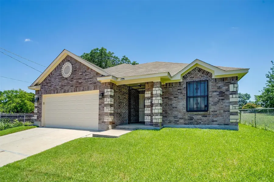 4233 Lubbock Avenue, Fort Worth, TX 76115 - Image #2