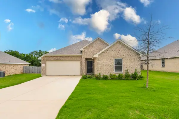 108 W North Creek Drive, Sherman, TX 75092