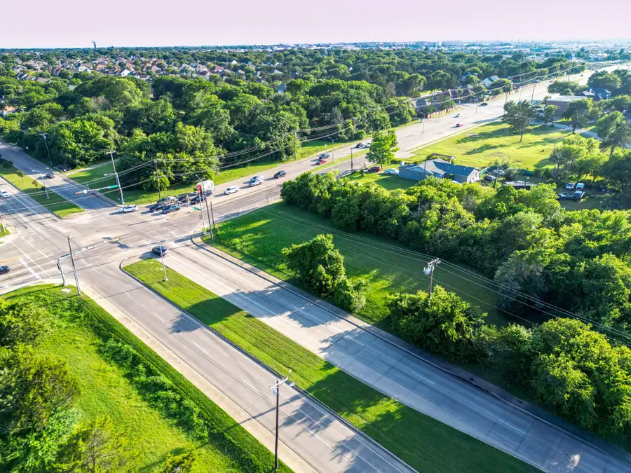 727 E Pleasant Run Road, Cedar Hill, TX 75104 - Image #3