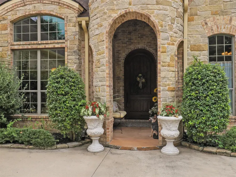 10513 Silver Fox Court, Fort Worth, TX 76108 - Image #3