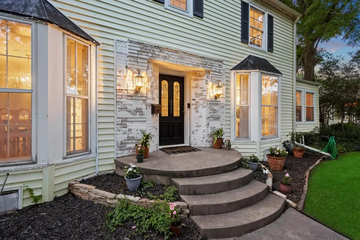 425 W Belden Street, Sherman, TX 75092 - Image #1