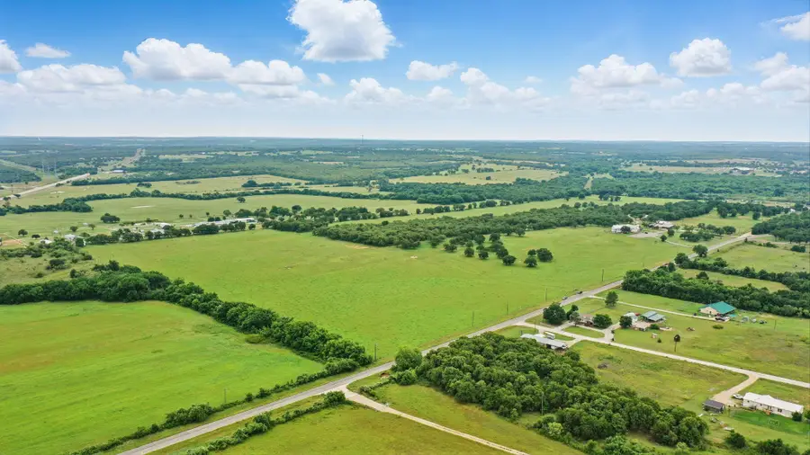 9450 Fm 2210 E, Poolville, TX 76487 - Image #2