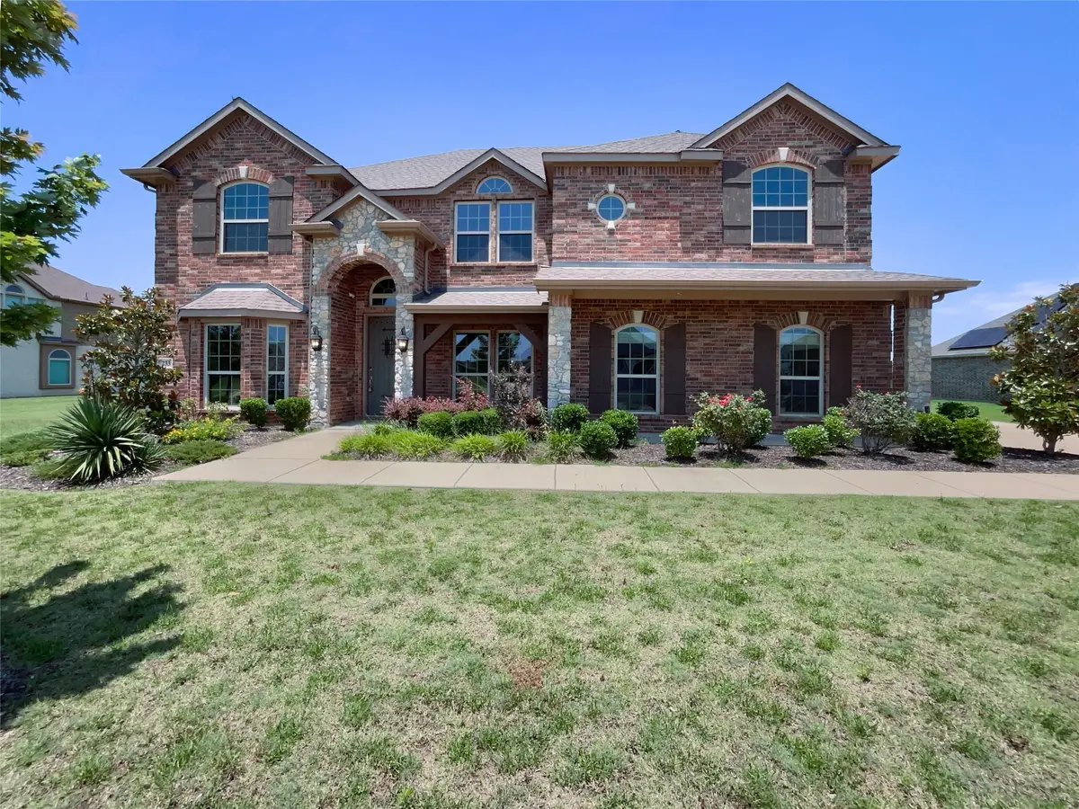 233 Stonegate Way, Red Oak, TX 75154 - Image #1