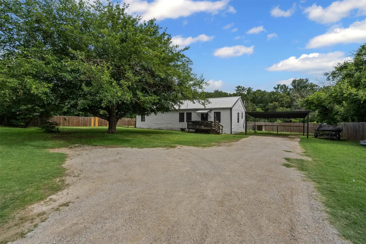 10309 Mineral Wells Highway, Weatherford, TX 76088 - Image #1