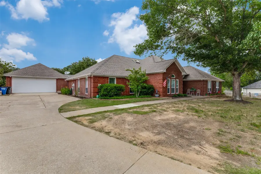 501 Valle Vista Court, Keller, TX 76248 - Image #3