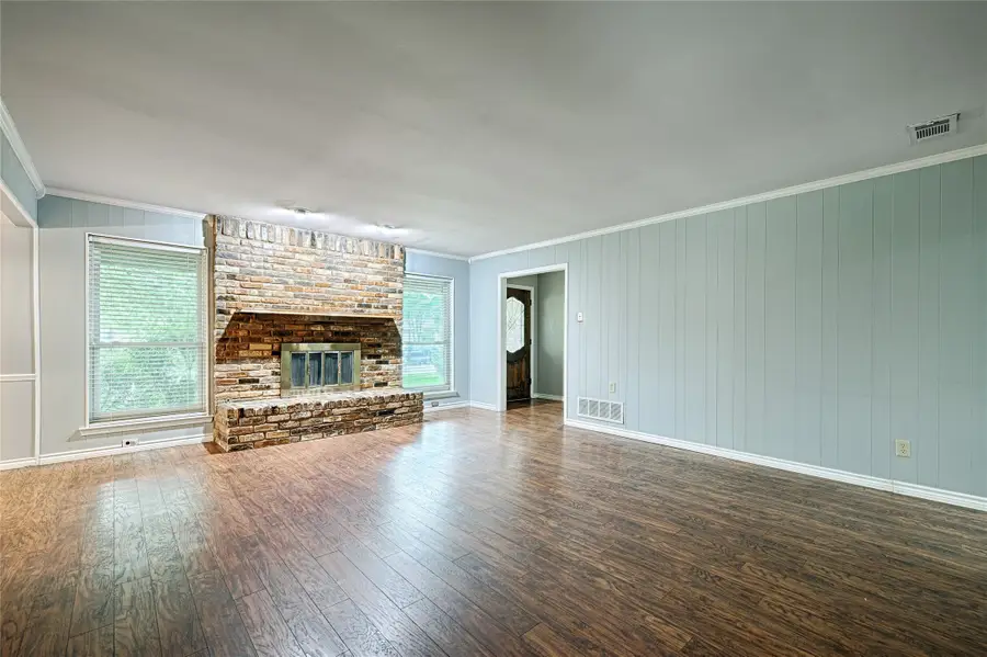 614 Brookfield Drive, Garland, TX 75040 - Image #2