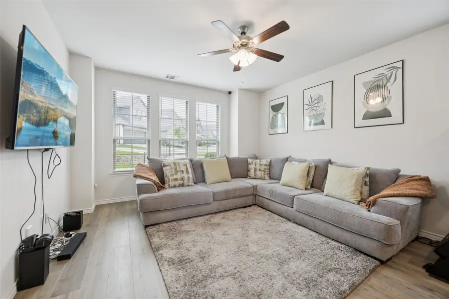 2028 Saddle Way, Mesquite, TX 75149 - Image #3