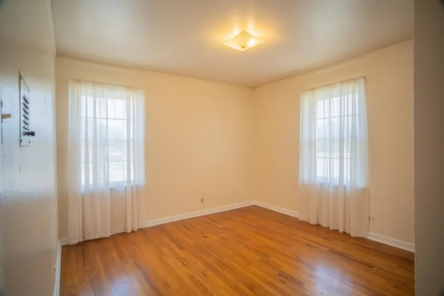 5245 Ira Street N, Haltom City, TX 76117 - Image #3