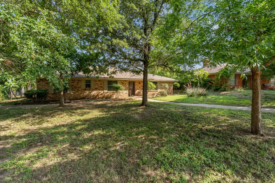 2216 Archer Trail, Denton, TX 76209 - Image #3