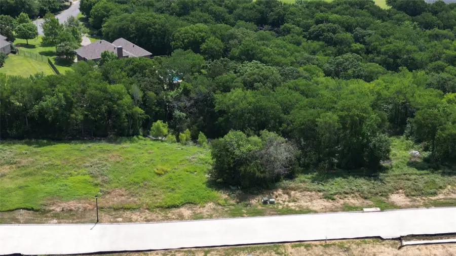 1605 Heritage Creek Drive, Sherman, TX 75092 - Image #2