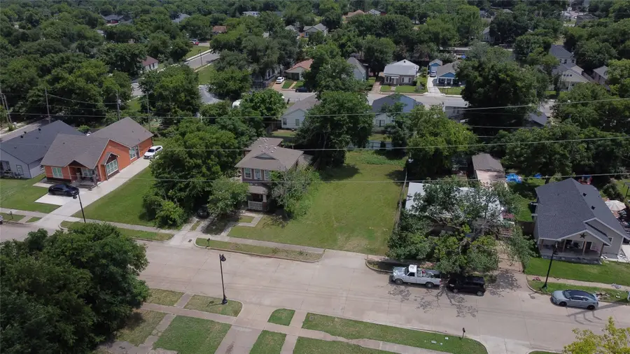 1220 E Annie Street, Fort Worth, TX 76104 - #2