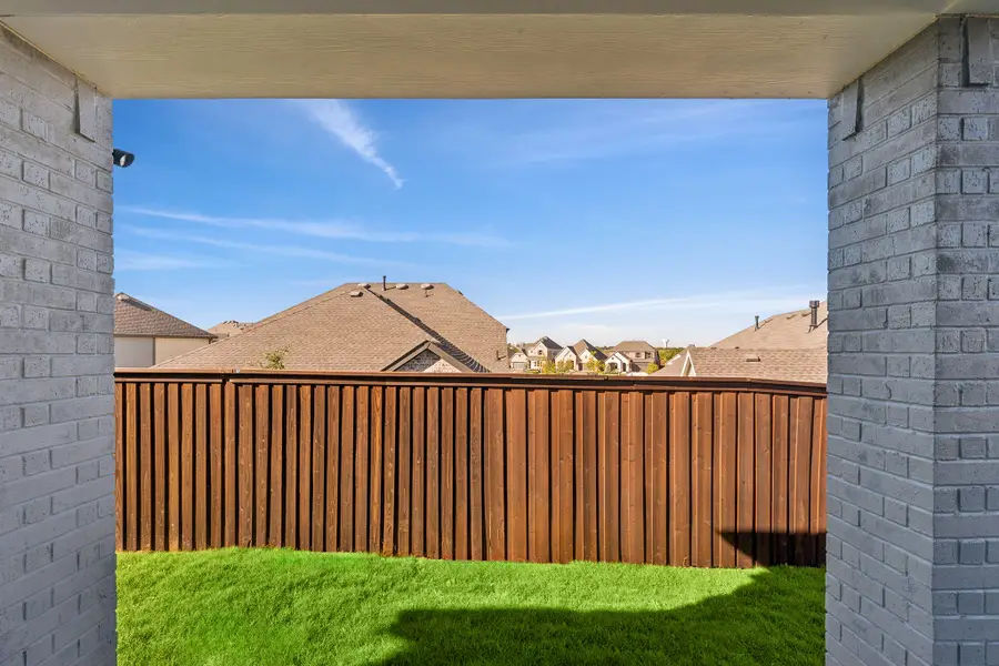 2807 Neidman Drive, Mansfield, TX 76063 - Image #2