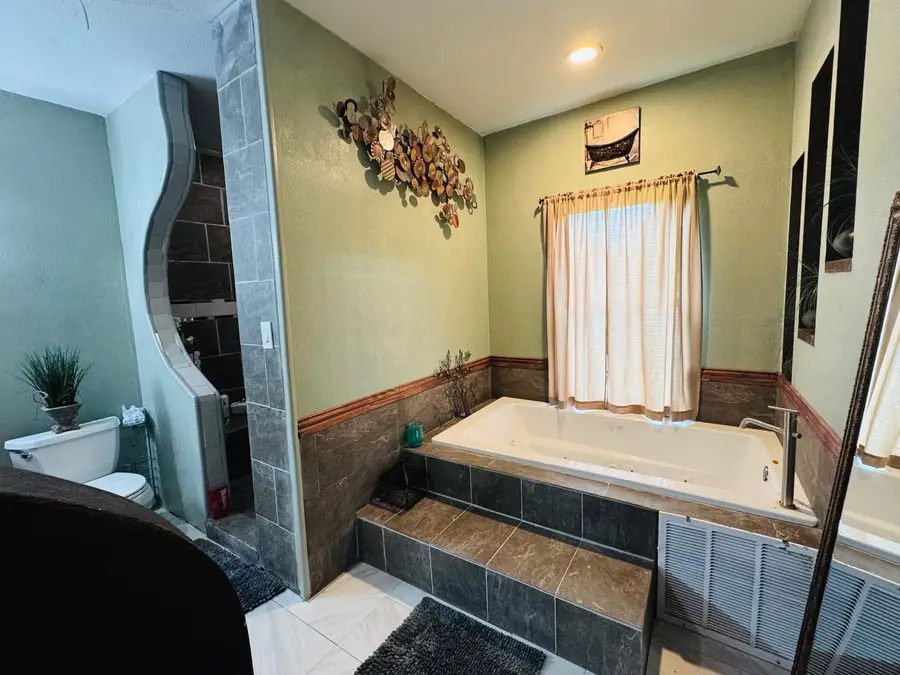 640 Countess Road, Quinlan, TX 75474 - Image #2