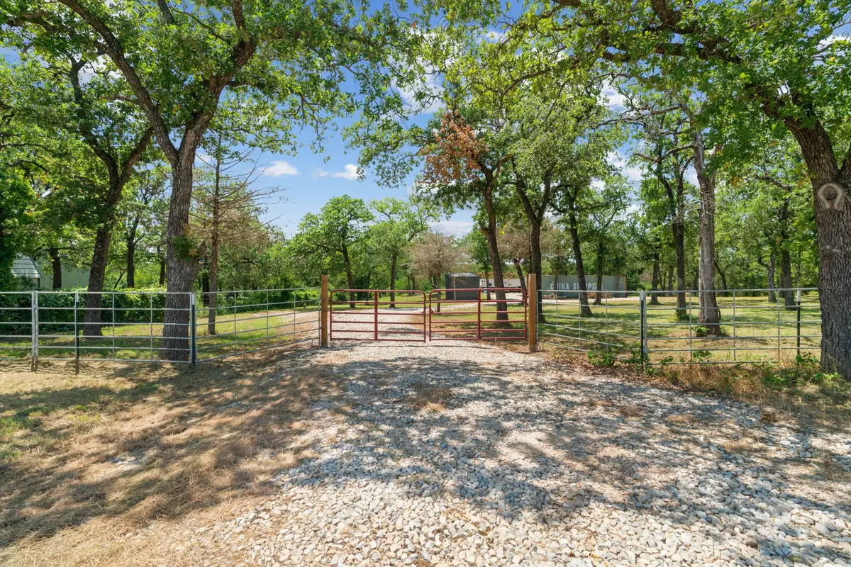 1385 Cr-1340, Chico, TX 76431 - Image #1