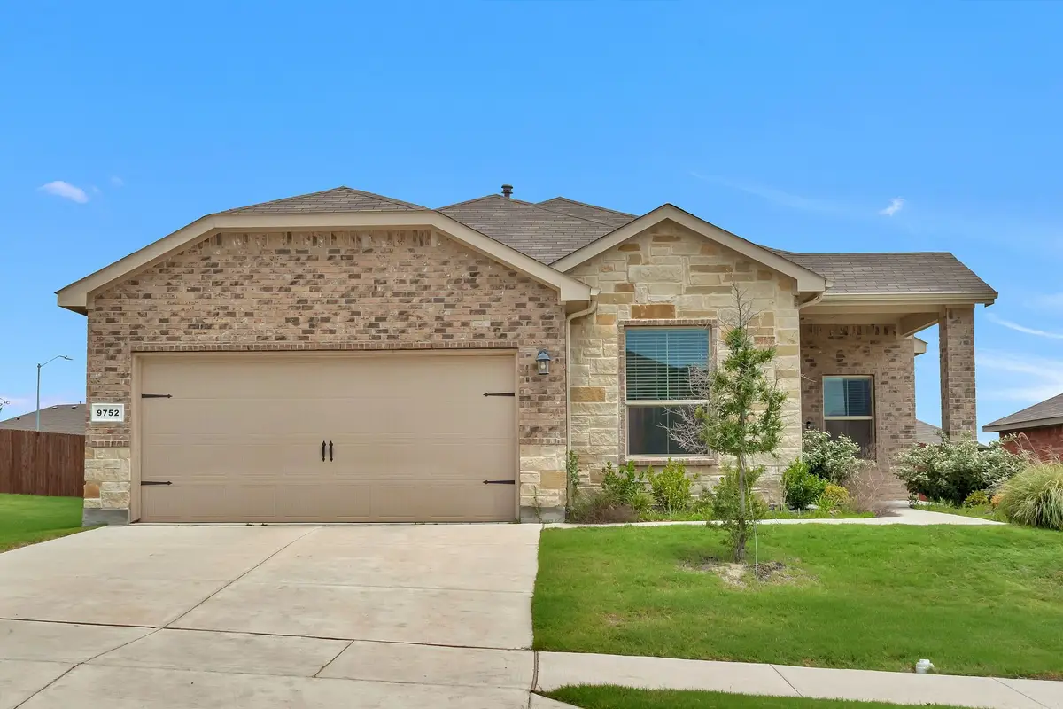 9752 New Bern Drive, Fort Worth, TX 76108 - Image #1