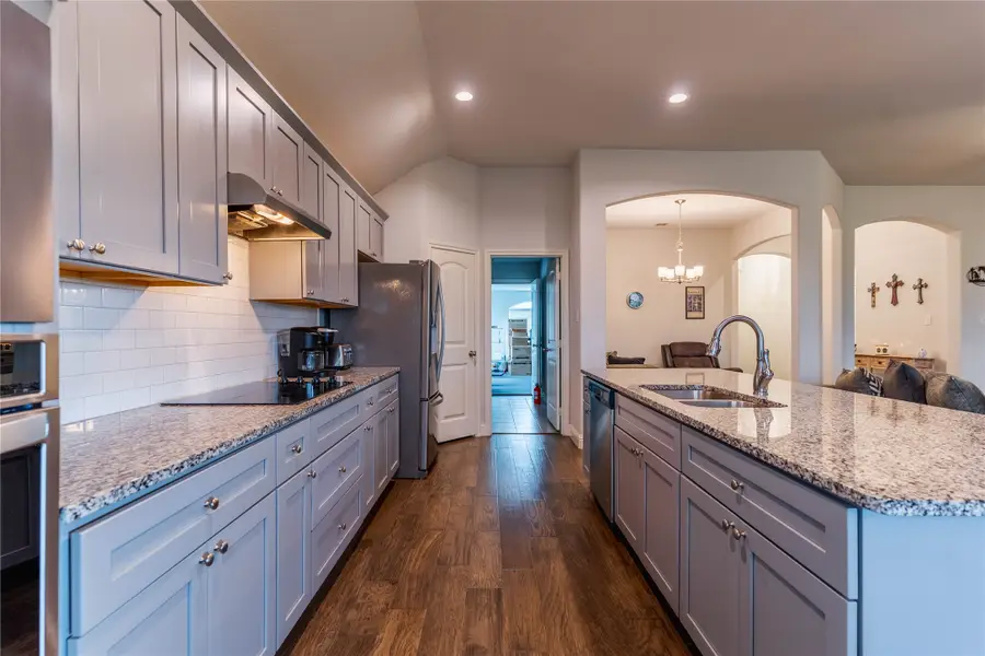 1009 Sumner Drive, Venus, TX 76084 - Image #2