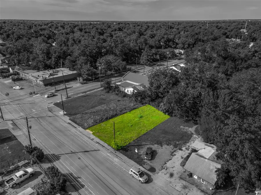 2723 Lagow Street, Dallas, TX 75210 - Image #2