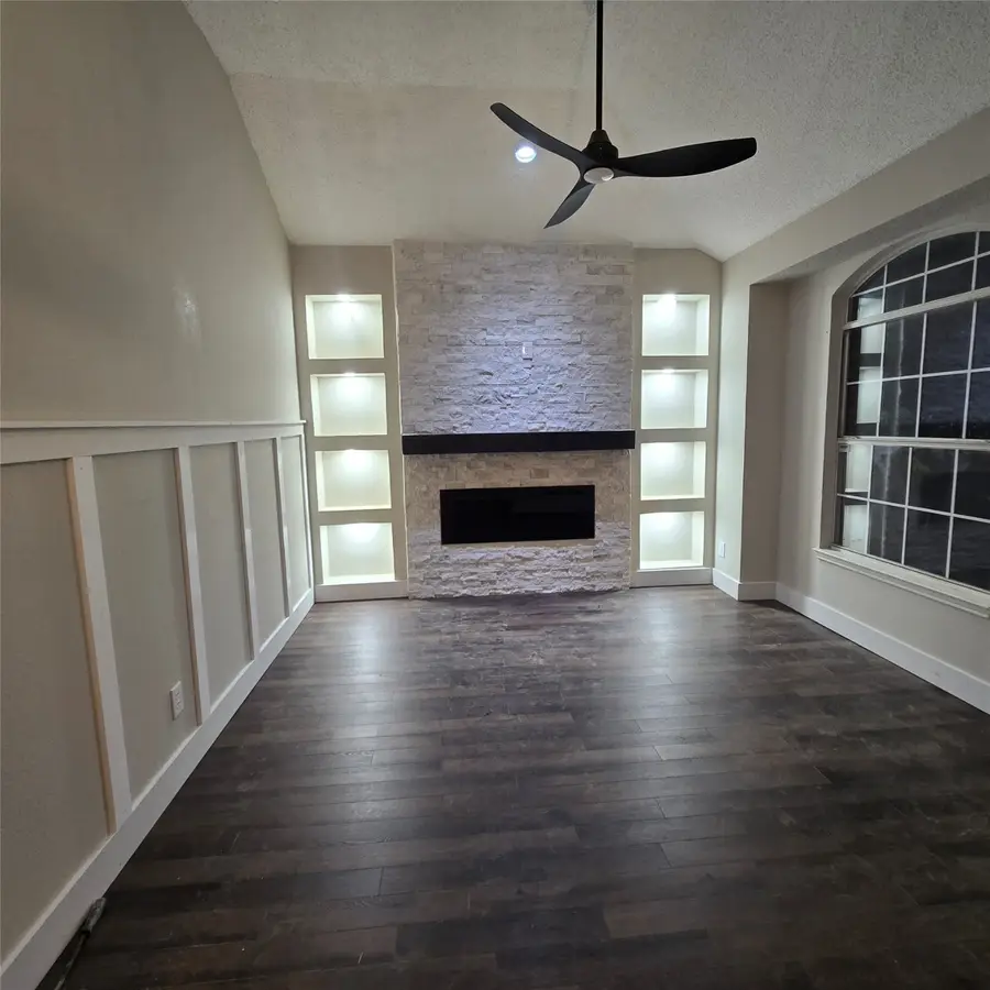 1302 Mill Crossing, Garland, TX 75040 - Image #2