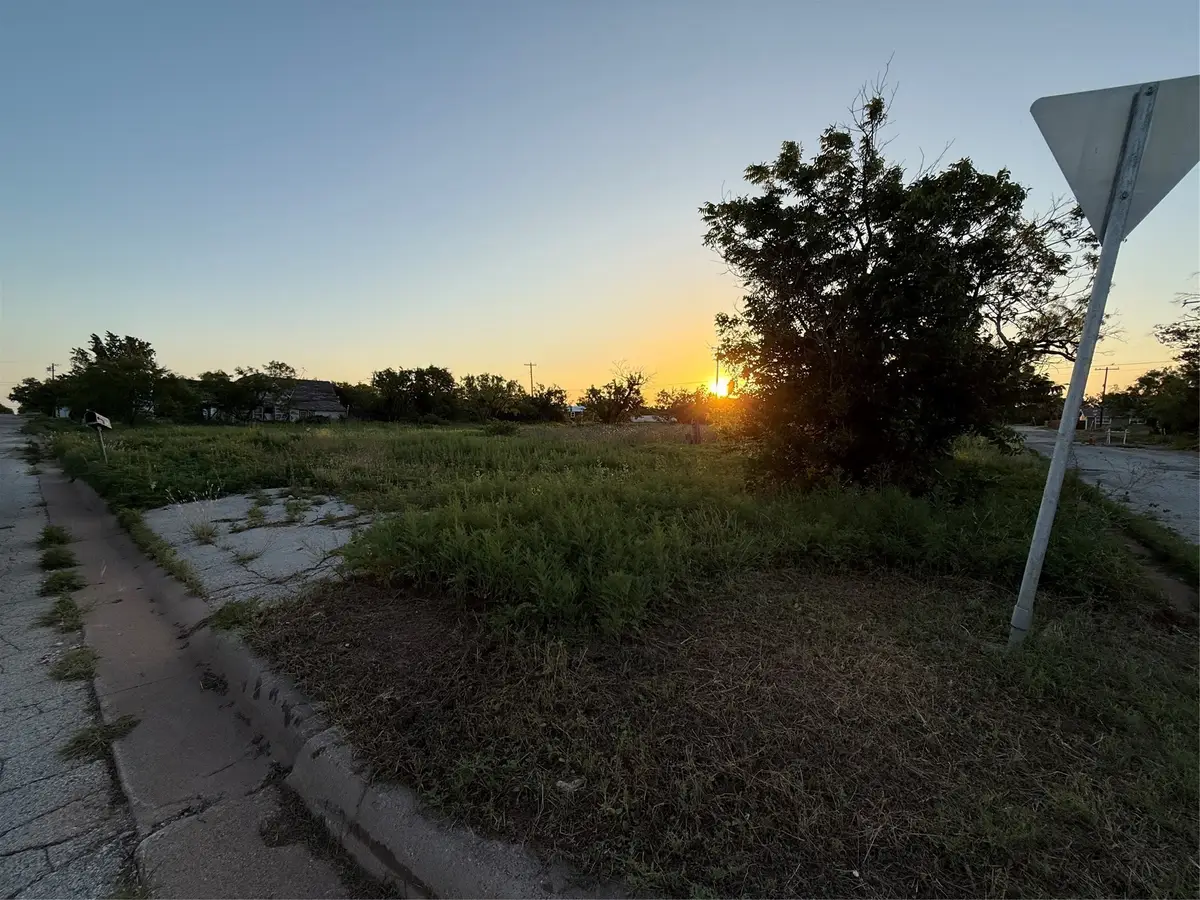 1731 Avenue H, Anson, TX 79501 - Image #1