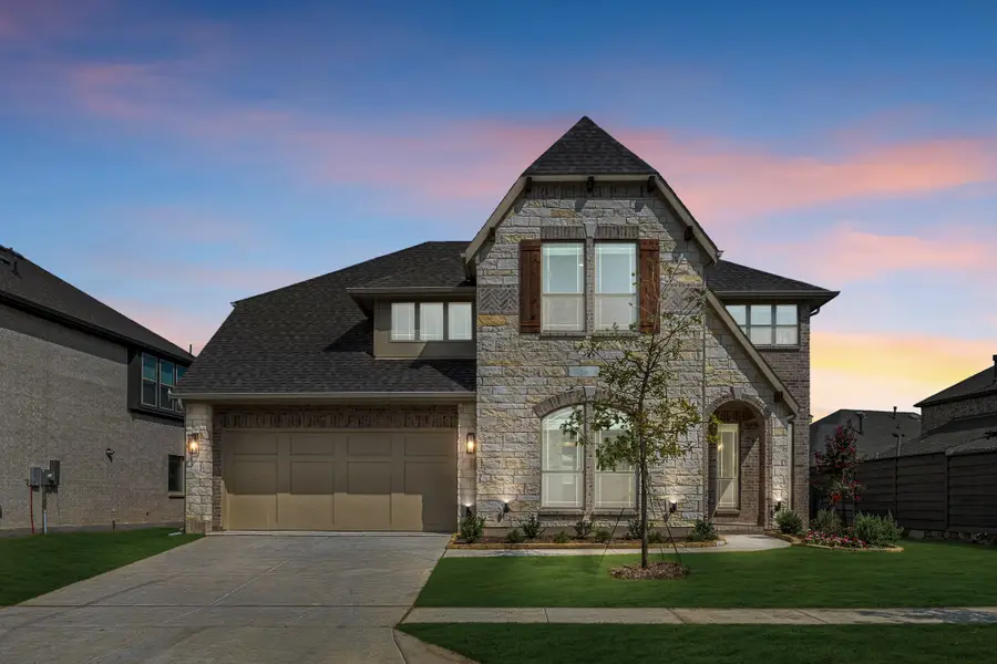 857 Blue Yucca Lane, Pilot Point Aubrey, TX 76227 - Image #2