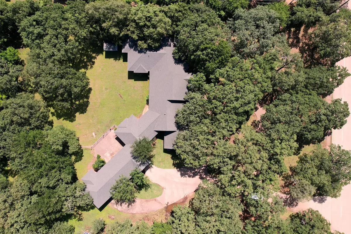 2215 California Lane, Arlington, TX 76015 - Image #1