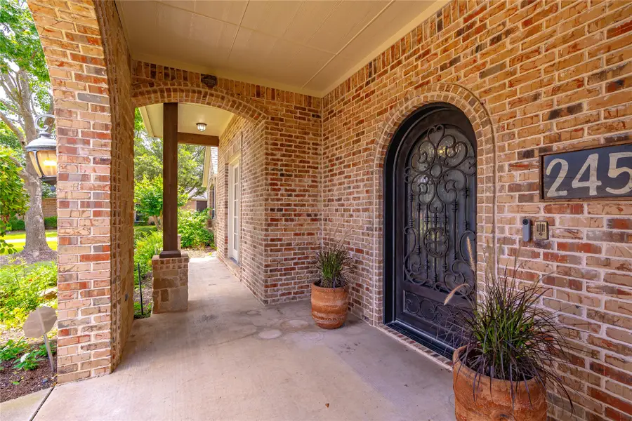 2454 Savanna Circle, Midlothian, TX 76065 - Image #3