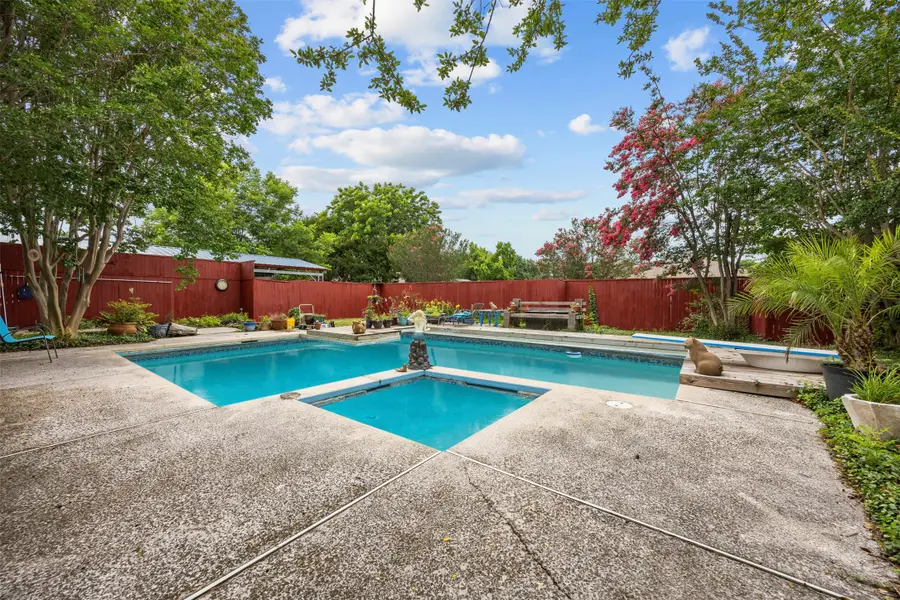 907 Green Terrace Lane, Duncanville, TX 75137 - Image #3