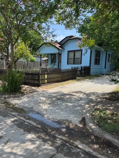 1806 Live Oak Avenue, Waco, TX 76708 - Image #2