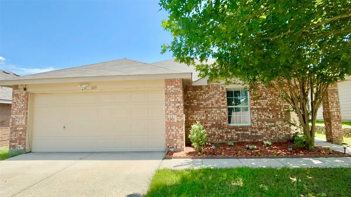 605 Rosario Lane, Fort Worth, TX 76052 - Image #1