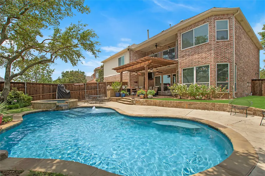 2327 Clearspring Drive N, Irving, TX 75063 - Image #2