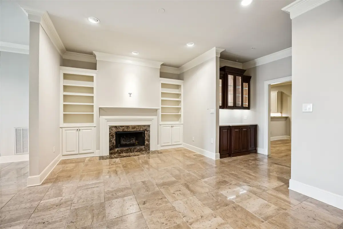 4240 Prescott Avenue #5B, Dallas, TX 75219 - Image #1