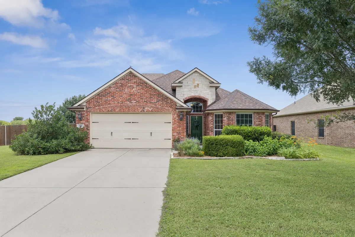 6806 Bear Lane, Greenville, TX 75402 - Image #1