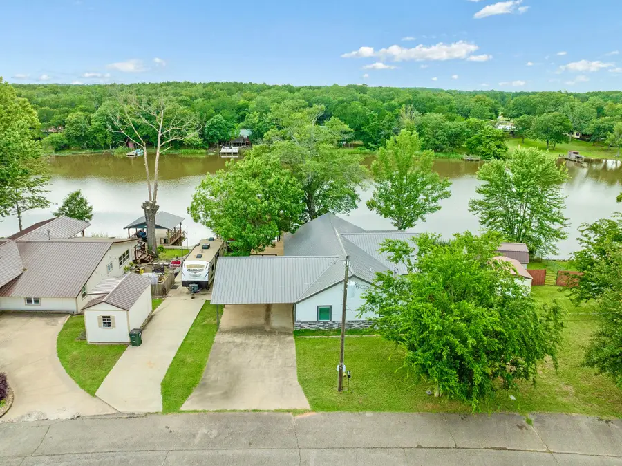 1205 Lakeside Drive, Fort Towson, OK 74735 - Image #2