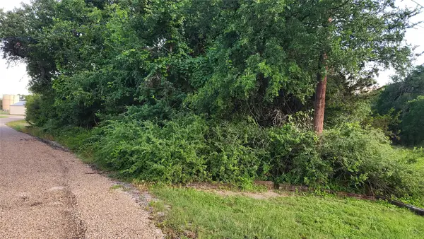 3012 Moon Court, Granbury, TX 76049