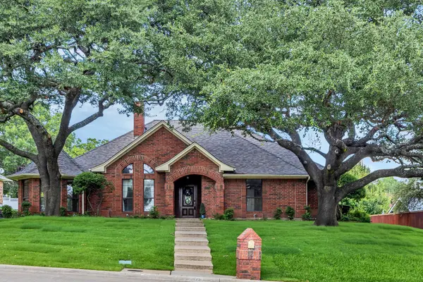 1675 Shores, Rockwall, TX 75087